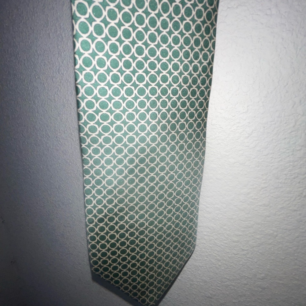 Brooks Brothers Teal and White Circle Pattern Tie